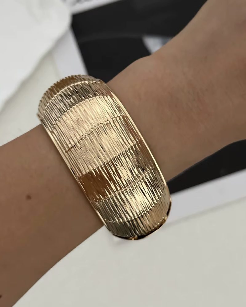 Chunky Bangle 71