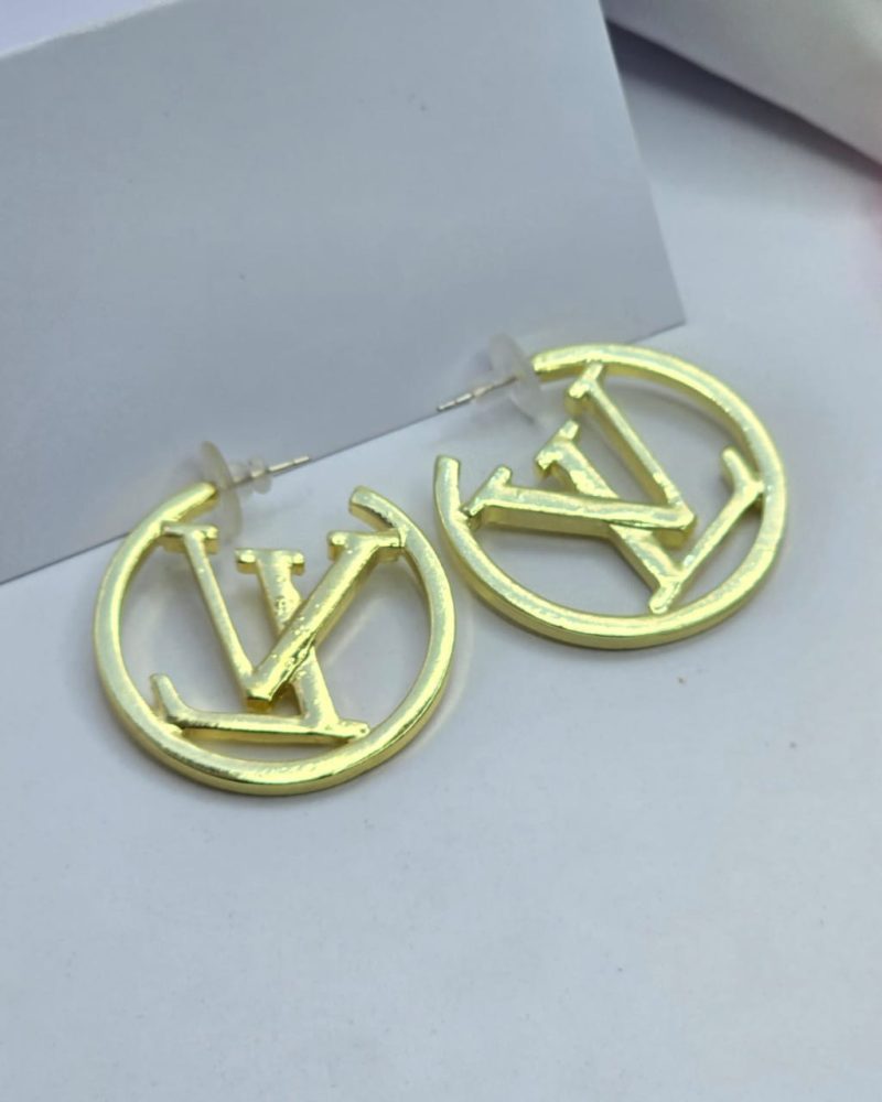 Loop earrings