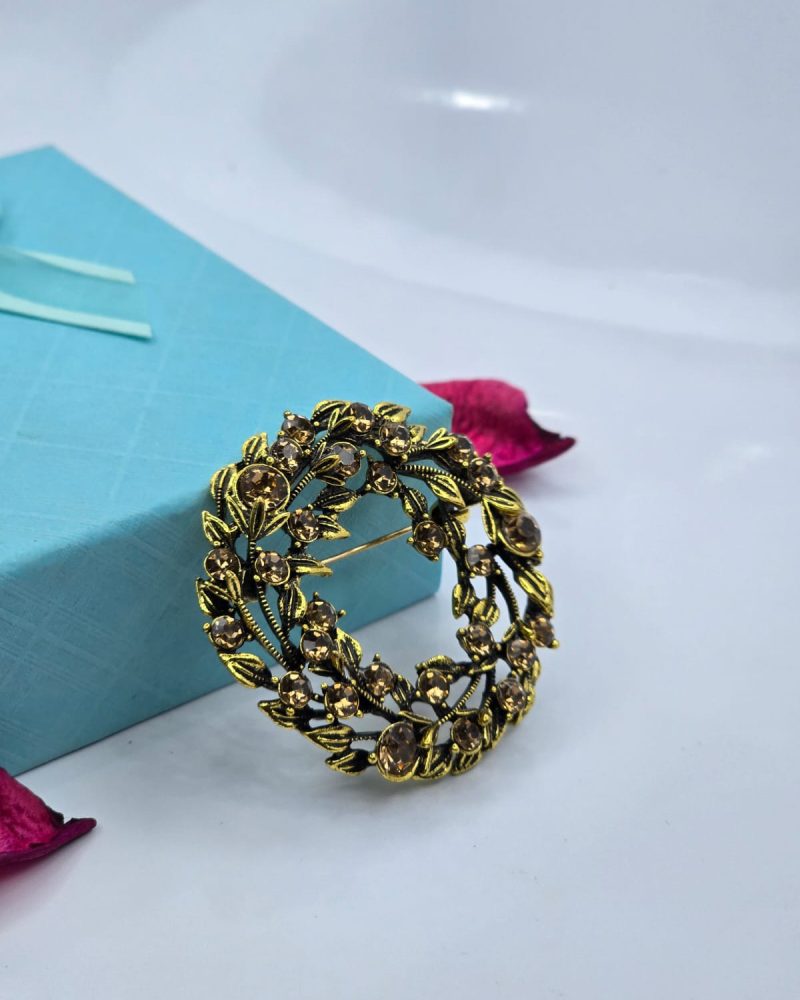 brooch
