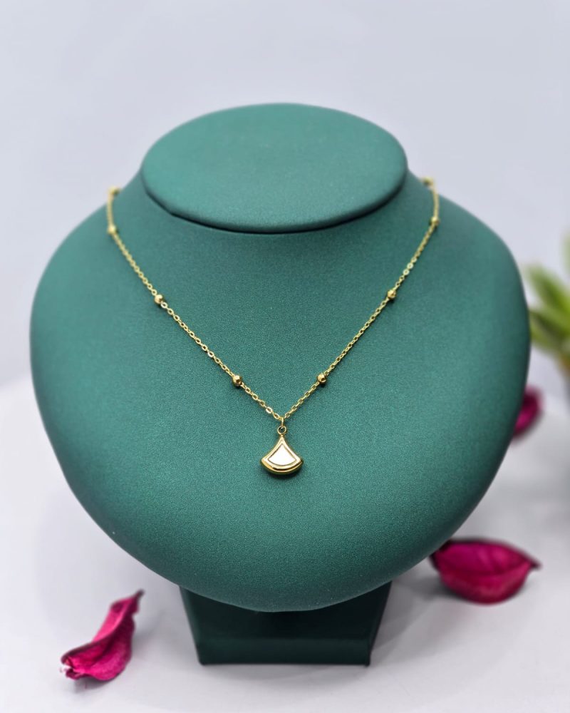 Gold necklace