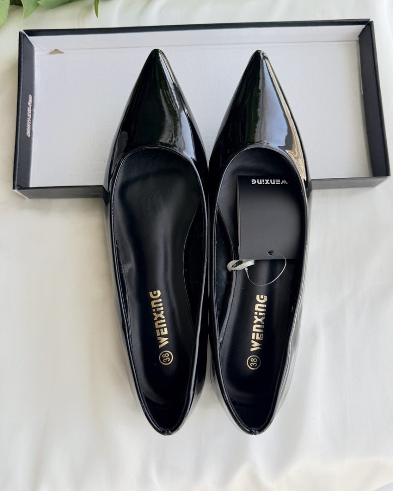 Doll shoes