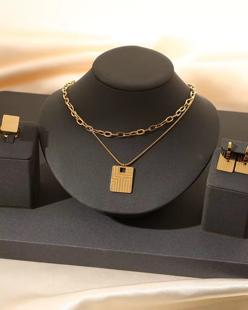 jewelry set