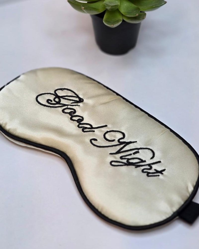 Sleeping mask
