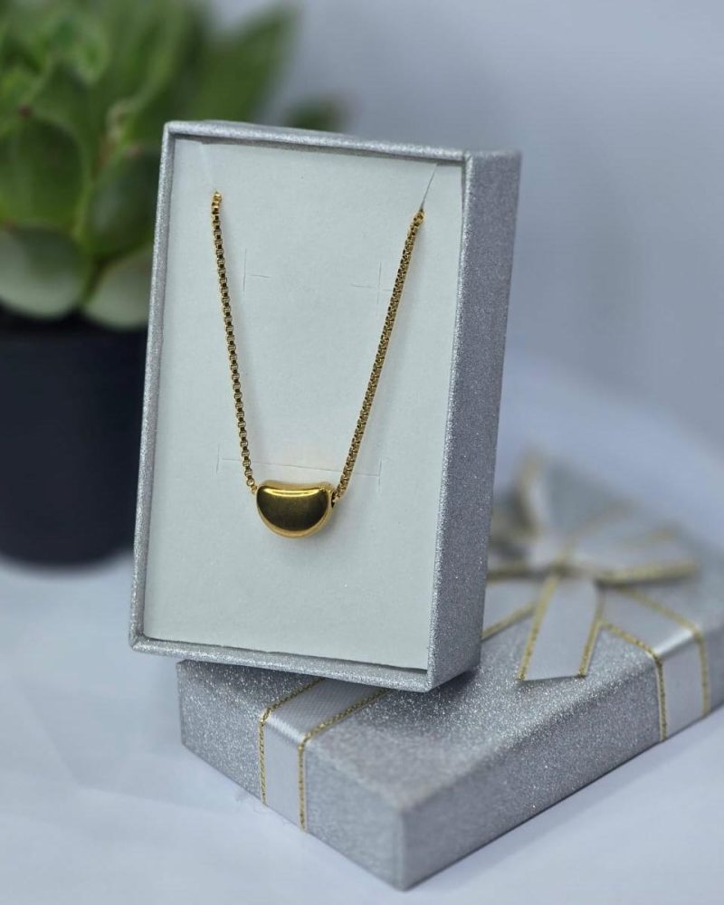 Gold necklace