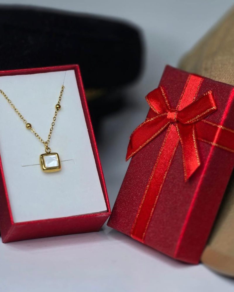 Gold necklace