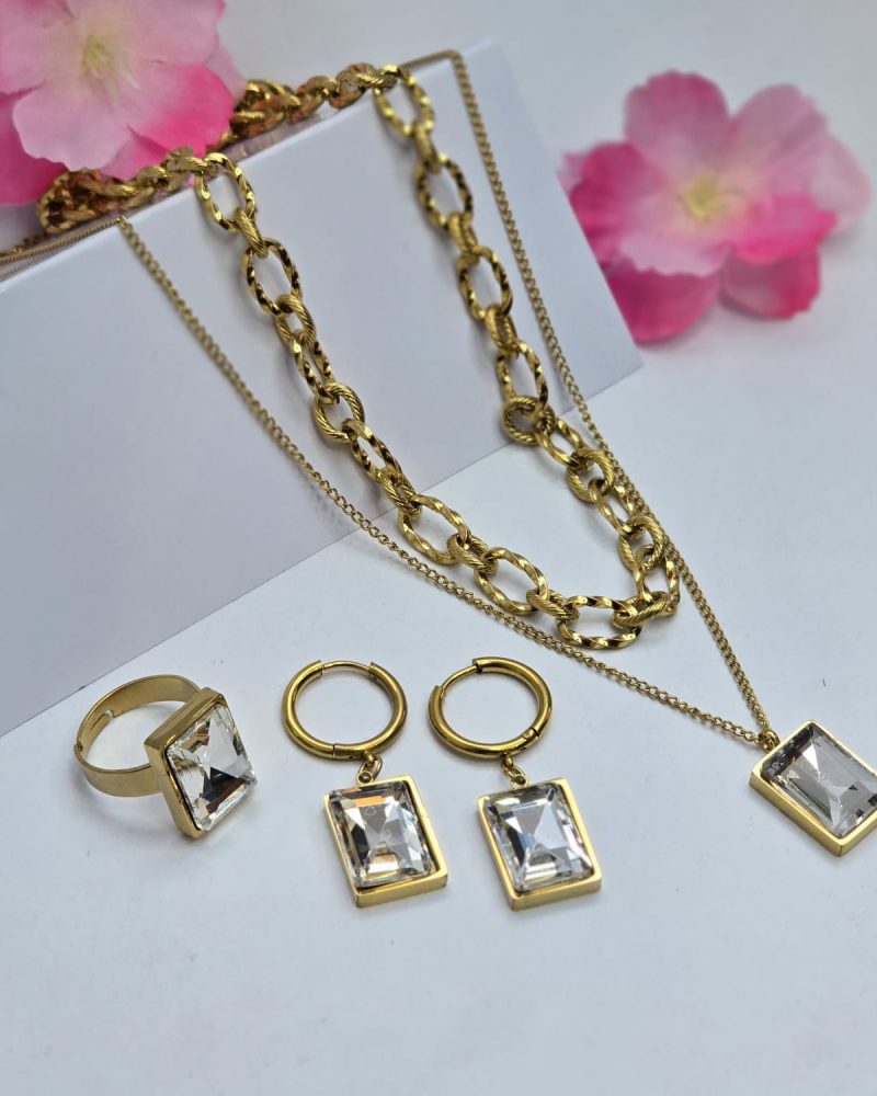 Necklace set