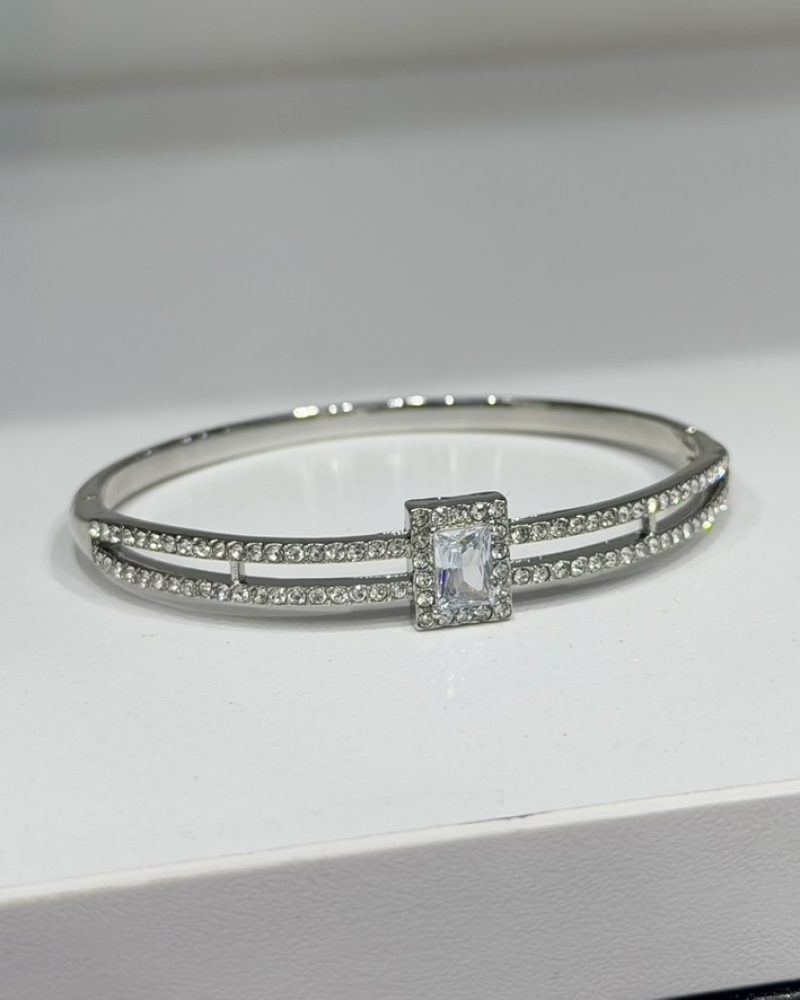 Silver slim bangle