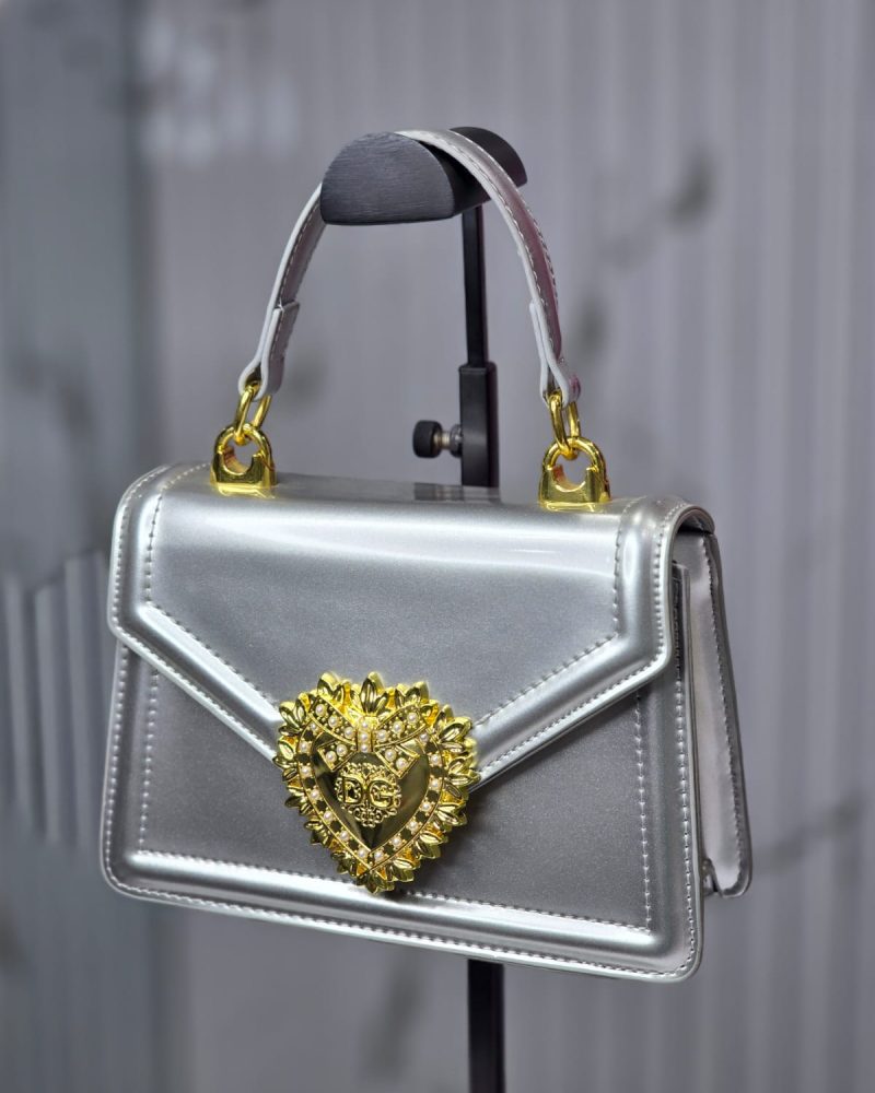 Hand bag