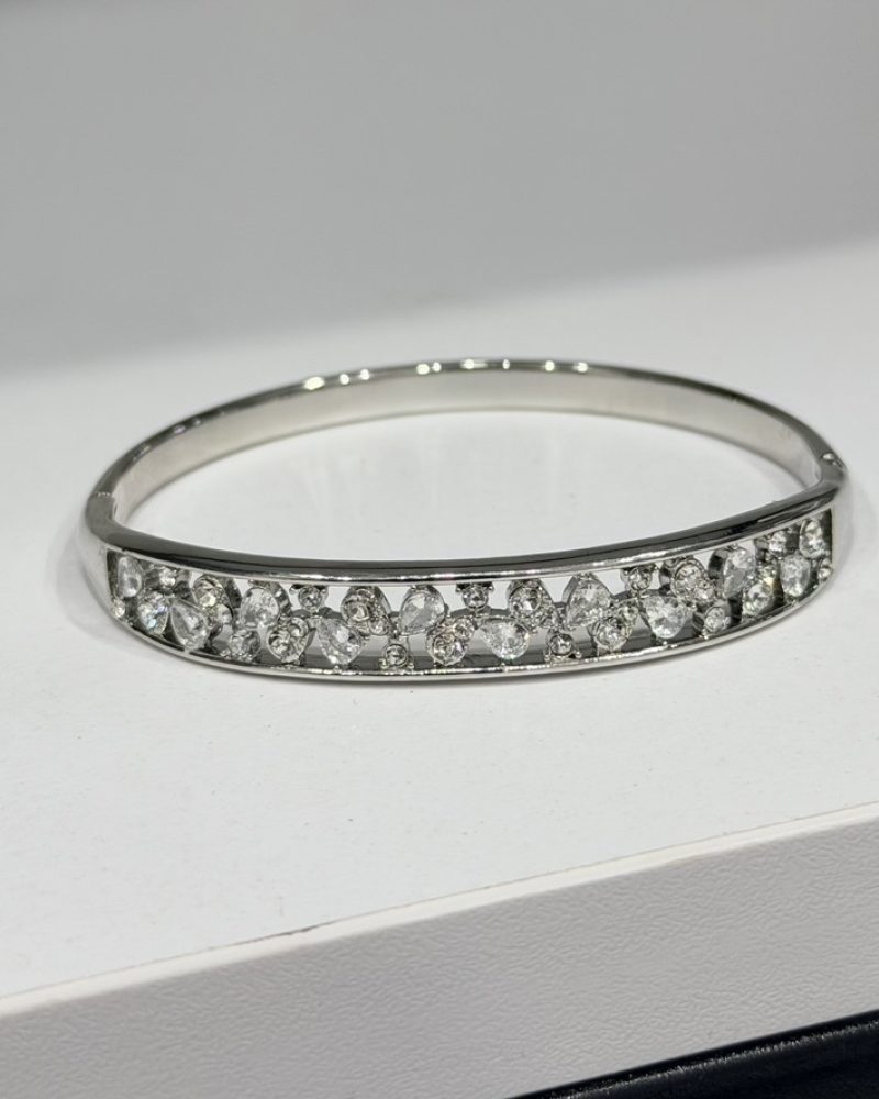 Silver slim bangle