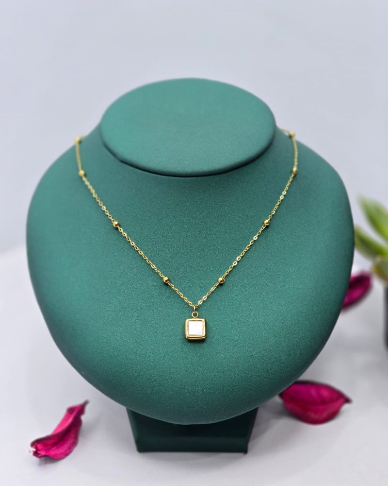 Gold necklace