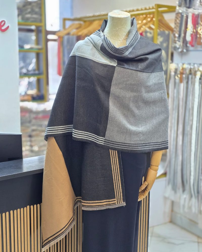 Cashmere scarf