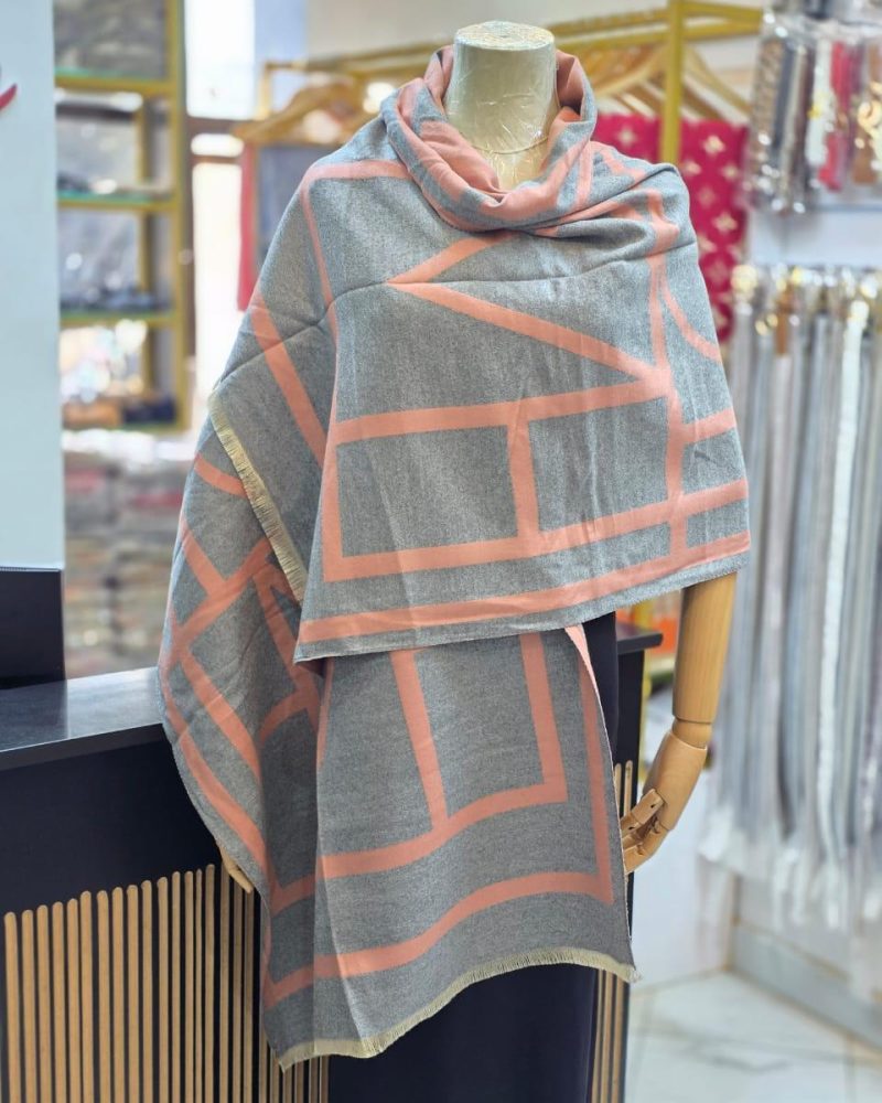 Cashmere scarf