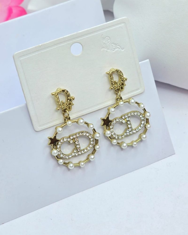 Pearl earrings