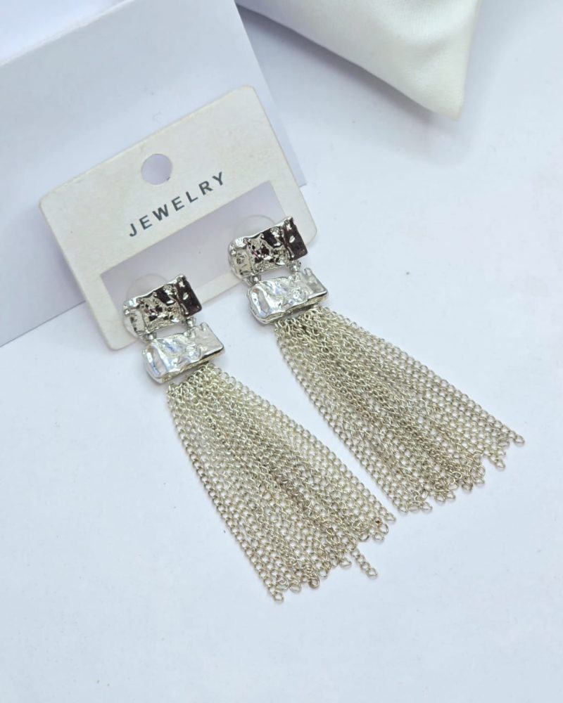 Dangle earrings